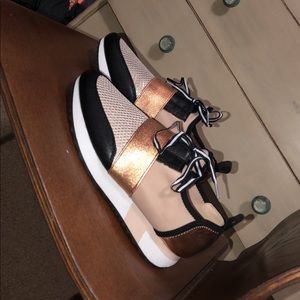 rose gold steve madden sneakers